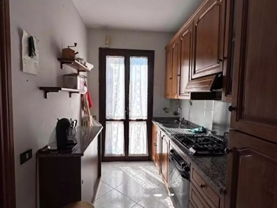 Immagine 9 di Casa trifamiliare in vendita  a Buti