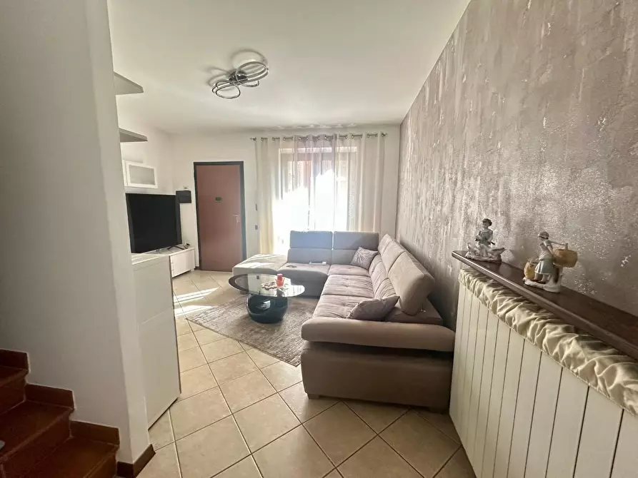 Immagine 3 di Villetta a schiera in vendita  a Porcari