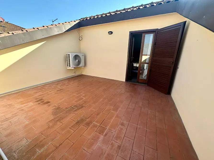 Immagine 1 di Villetta a schiera in vendita  a Porcari