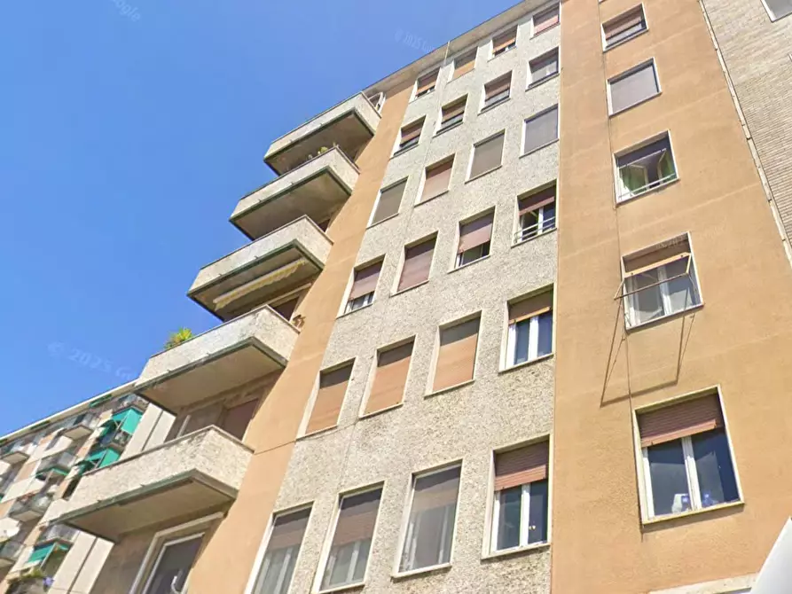 Immagine 10 di Appartamento in vendita  a Milano