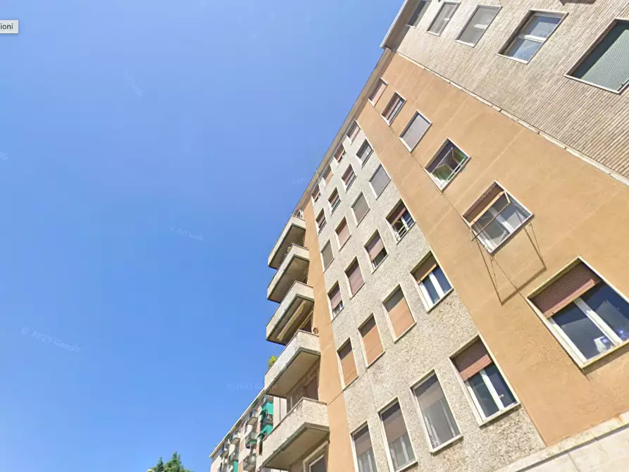 Immagine 17 di Appartamento in vendita  a Milano