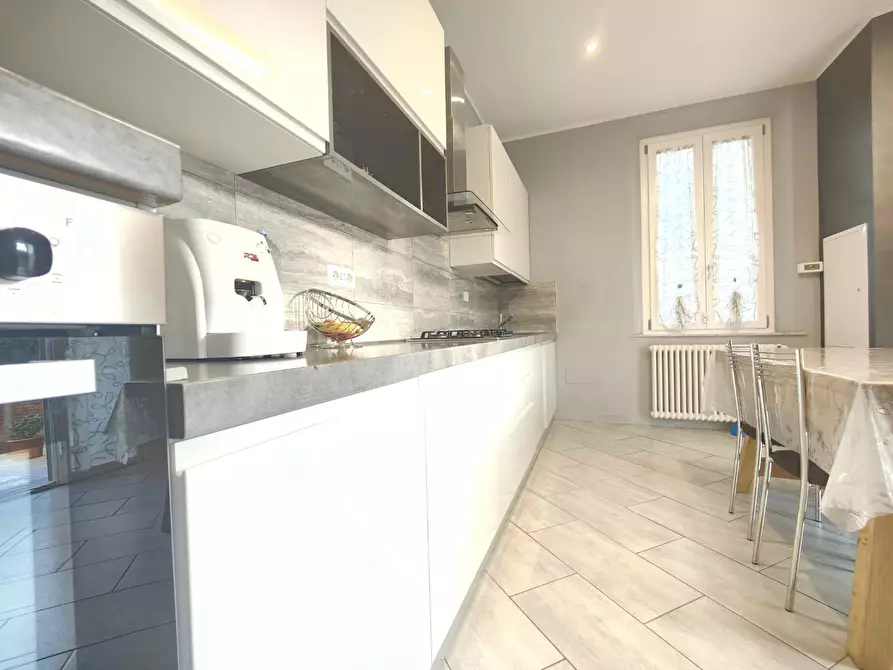 Immagine 6 di Villa in vendita  a Fucecchio