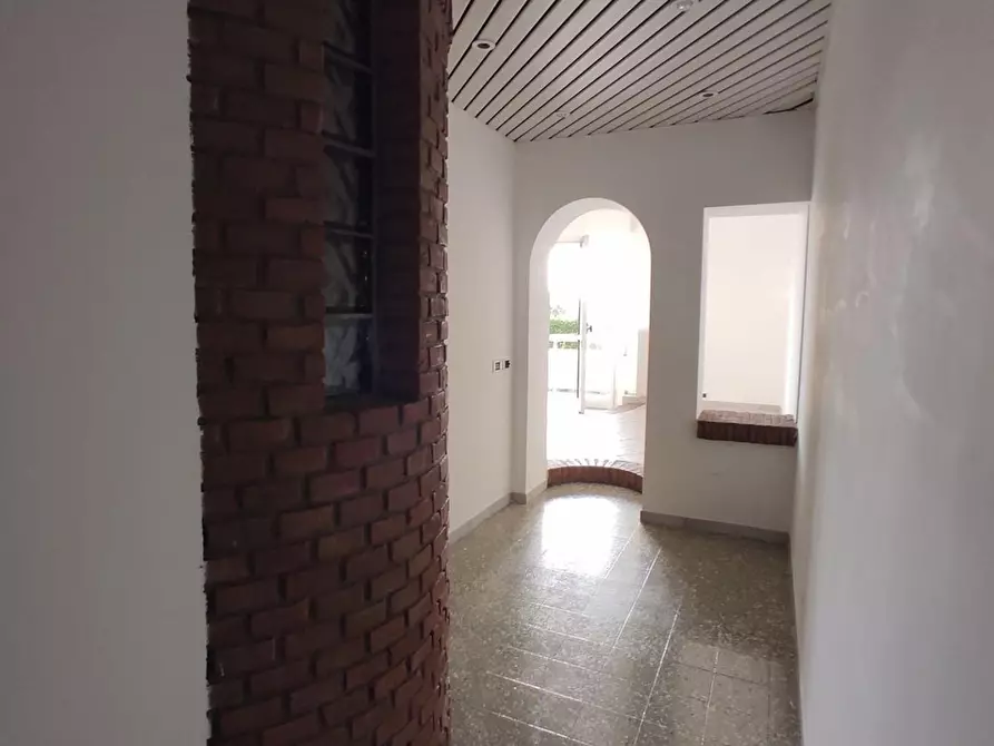 Immagine 9 di Appartamento in vendita  a Castelnuovo Magra