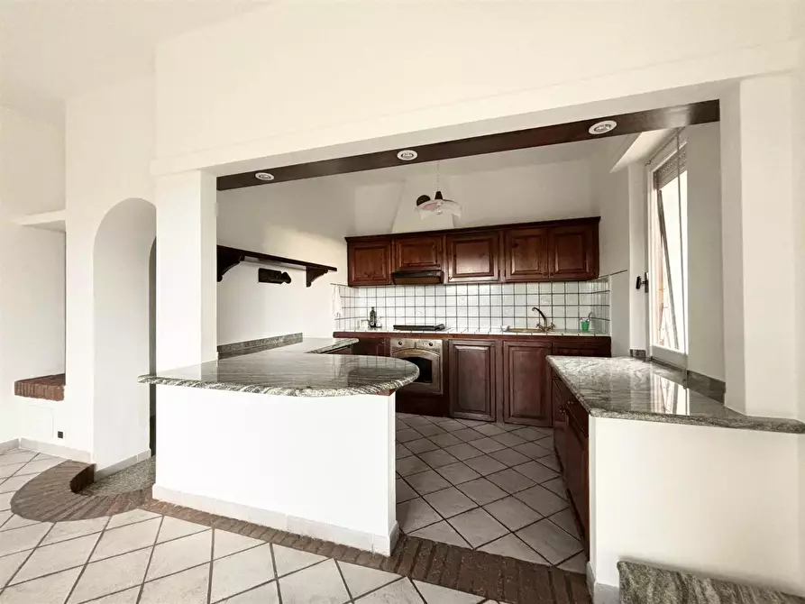 Immagine 5 di Appartamento in vendita  a Castelnuovo Magra