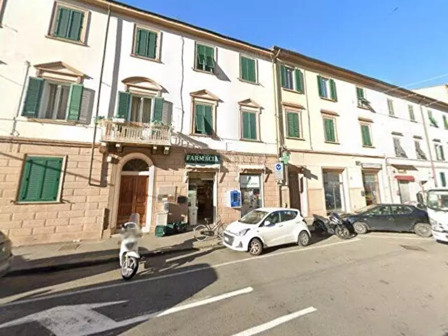 Immagine 2 di Locale commerciale in vendita  a Livorno