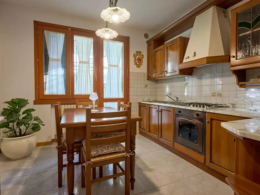 Immagine 7 di Appartamento in vendita  a Empoli