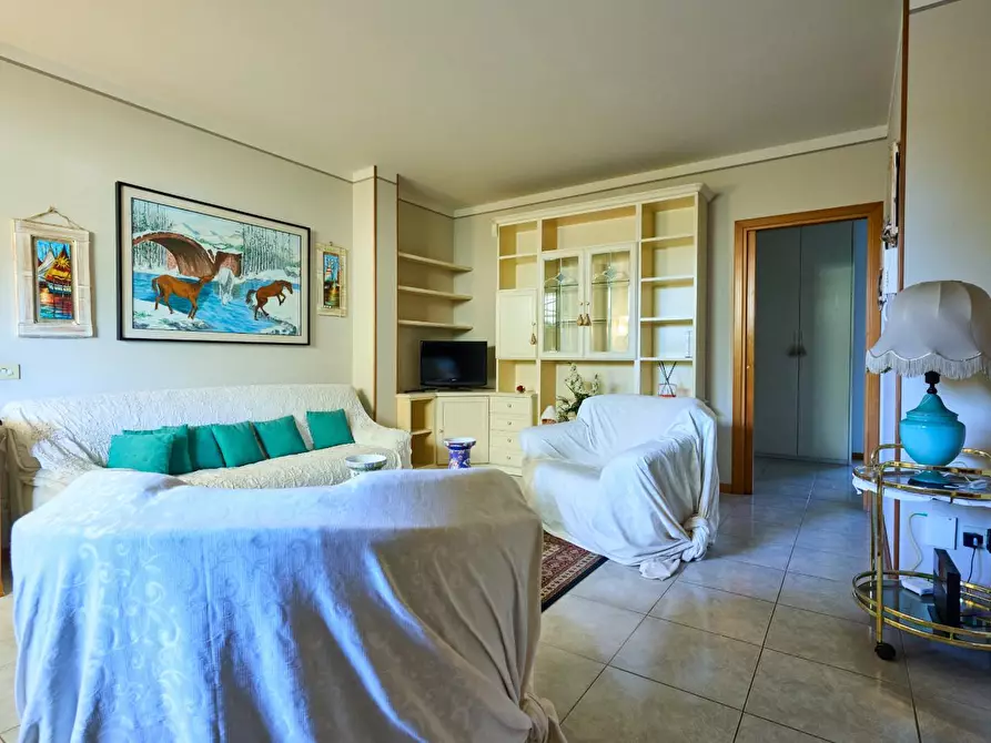 Immagine 2 di Appartamento in vendita  a Empoli