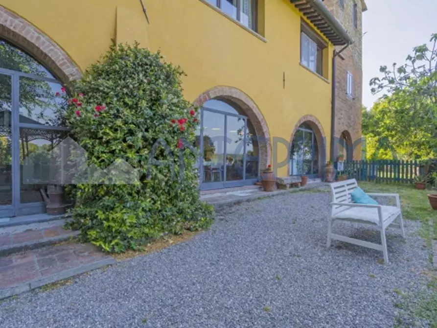 Immagine 22 di Villa in vendita  a Casciana Terme Lari