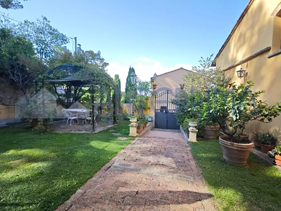 Immagine 5 di Villa in vendita  a Casciana Terme Lari