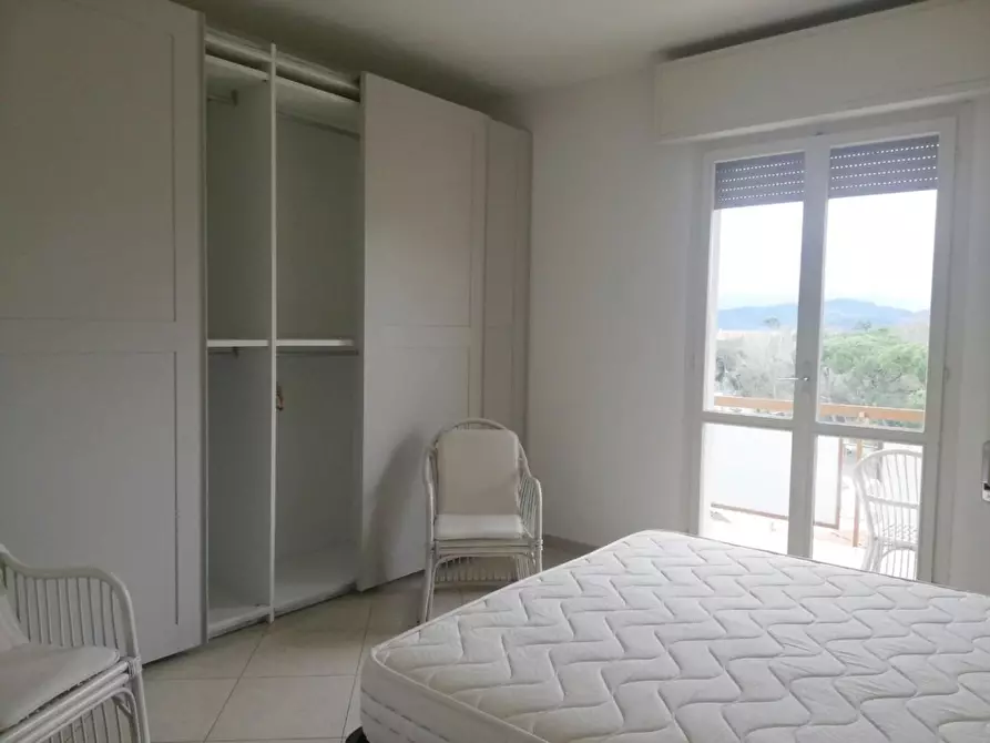 Immagine 18 di Appartamento in vendita  a Viareggio