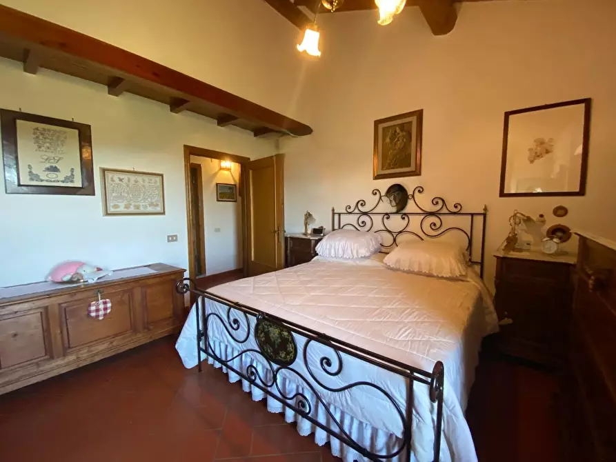 Immagine 32 di Porzione di casa in vendita  a Lastra A Signa