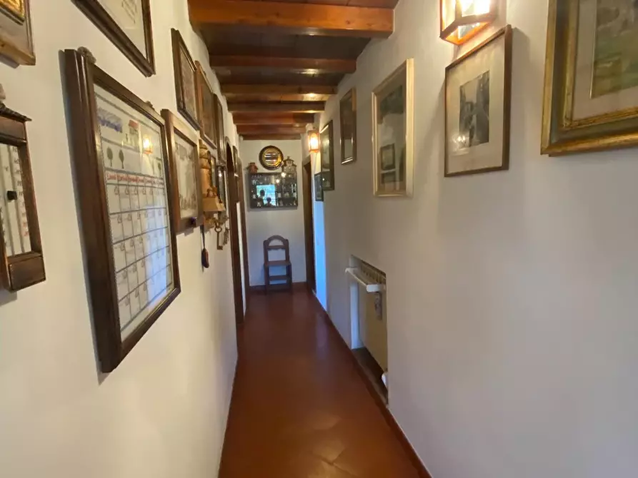 Immagine 21 di Porzione di casa in vendita  a Lastra A Signa