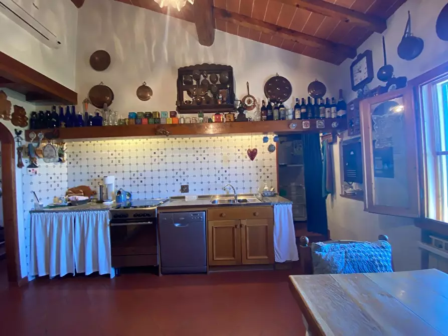 Immagine 19 di Porzione di casa in vendita  a Lastra A Signa