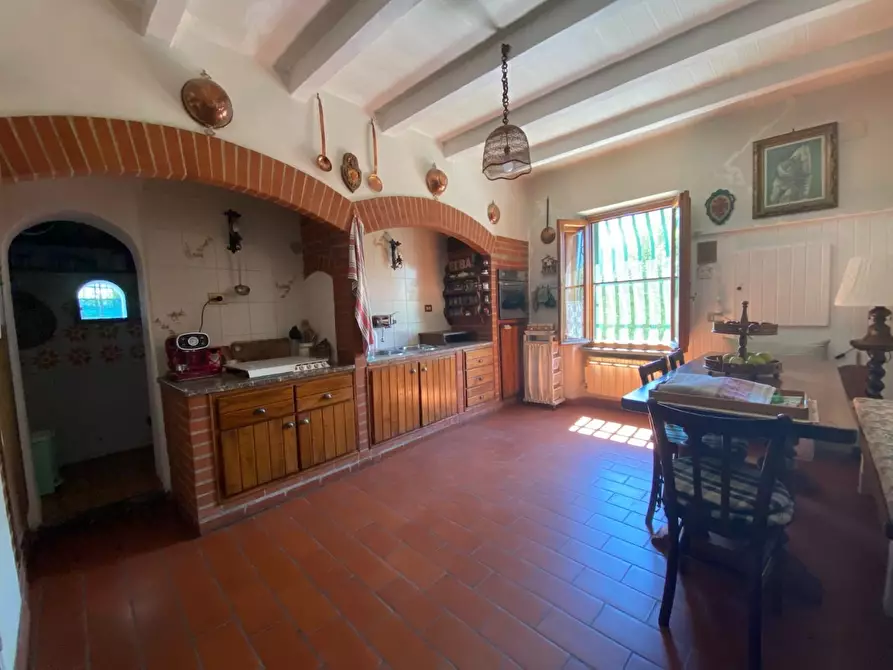 Immagine 44 di Porzione di casa in vendita  a Lastra A Signa