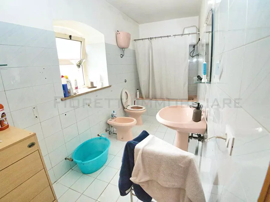 Immagine 11 di Appartamento in vendita  a Suvereto