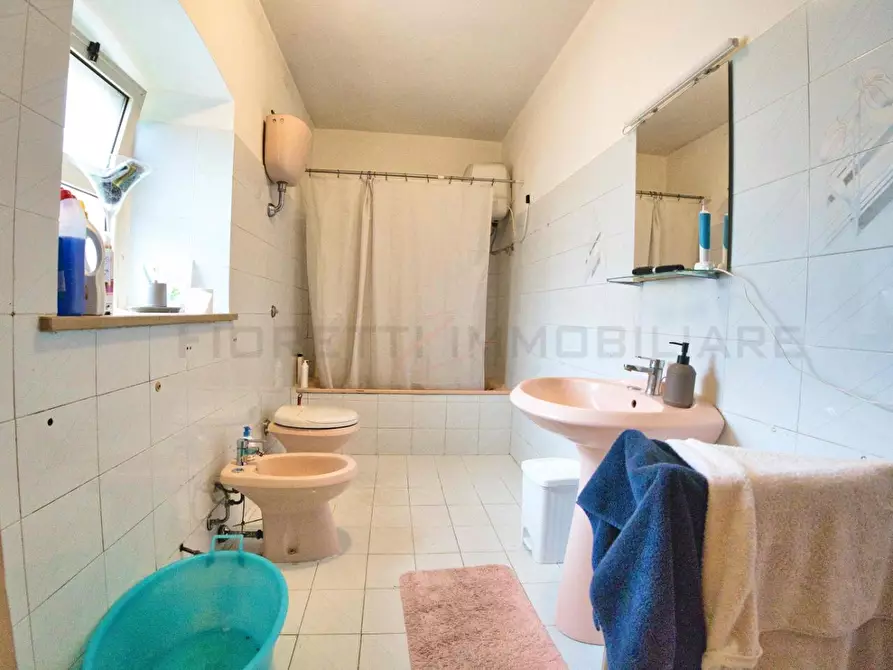 Immagine 12 di Appartamento in vendita  a Suvereto