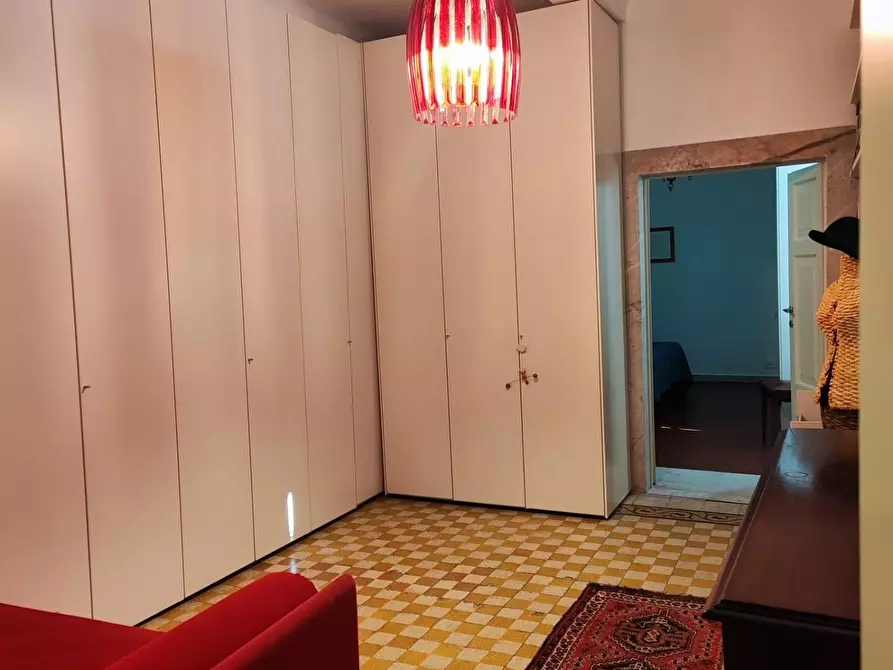 Immagine 15 di Appartamento in affitto  a Carrara