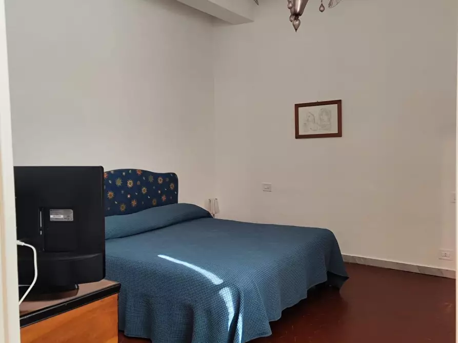 Immagine 9 di Appartamento in affitto  a Carrara