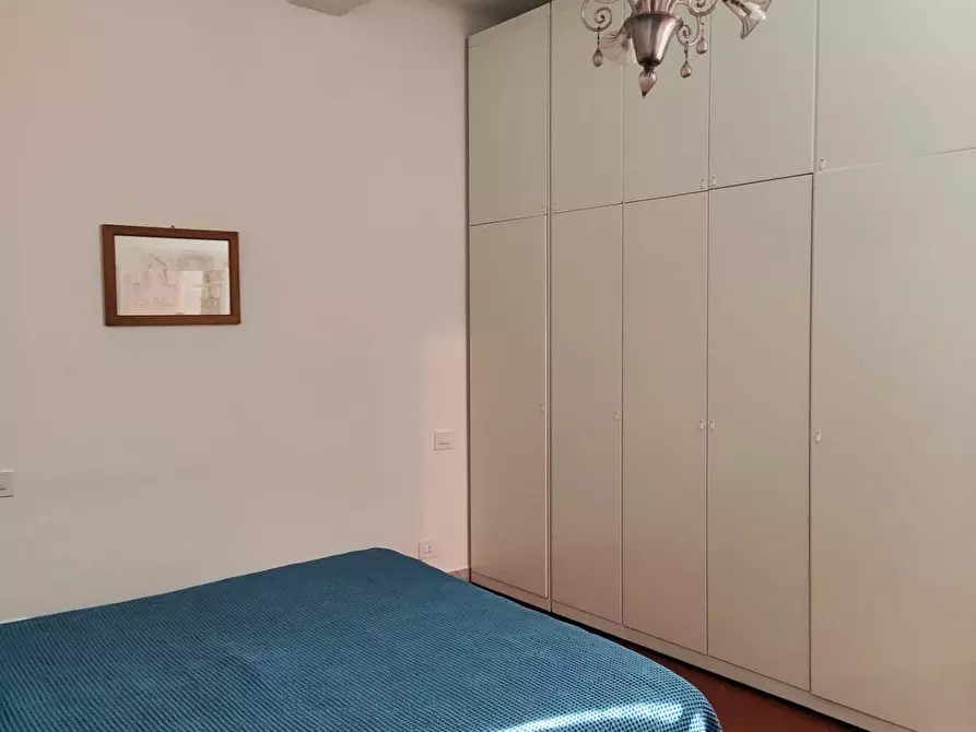 Immagine 6 di Appartamento in affitto  a Carrara