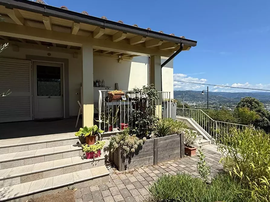 Immagine 1 di Villa in vendita  a Montecarlo