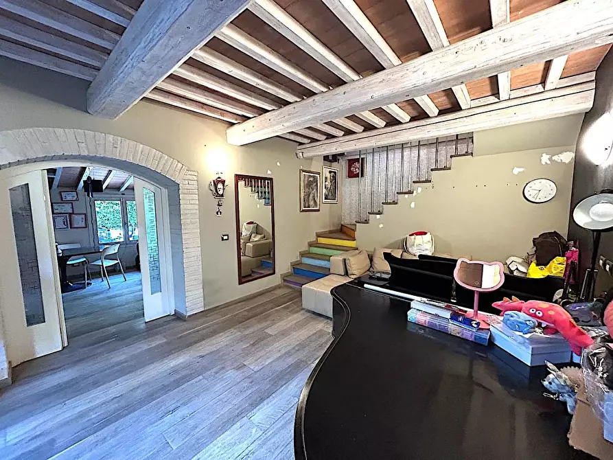 Immagine 6 di Casa colonica in vendita  a Vinci