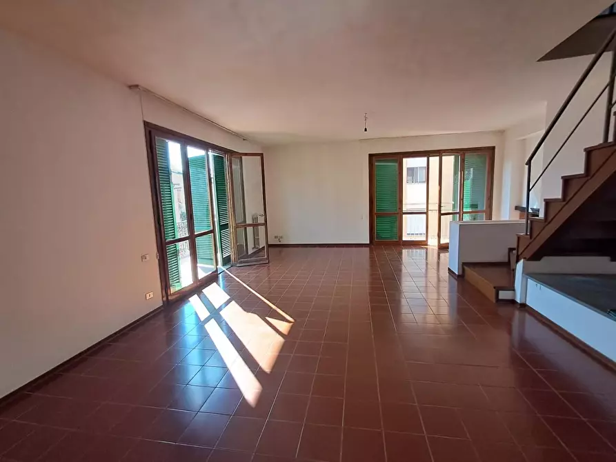 Immagine 6 di Mansarda in vendita  a Ponsacco