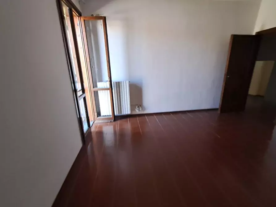 Immagine 33 di Mansarda in vendita  a Ponsacco