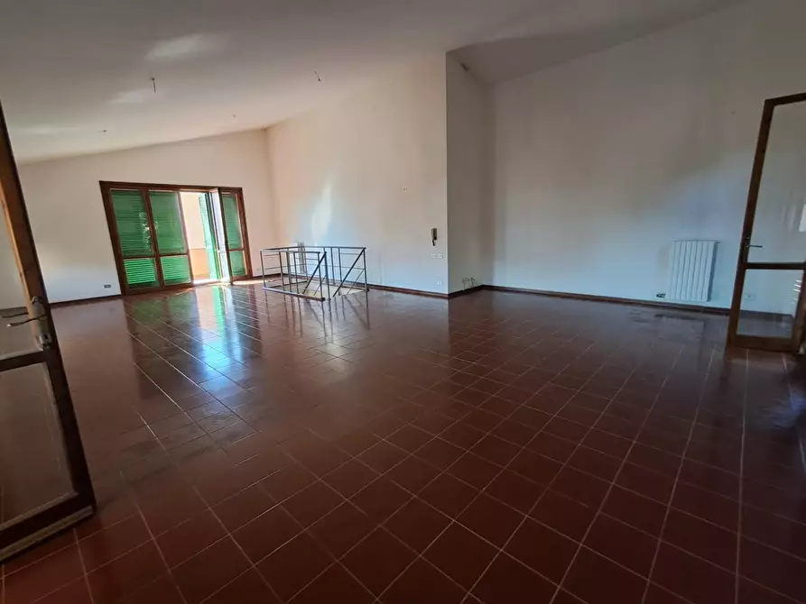 Immagine 29 di Mansarda in vendita  a Ponsacco