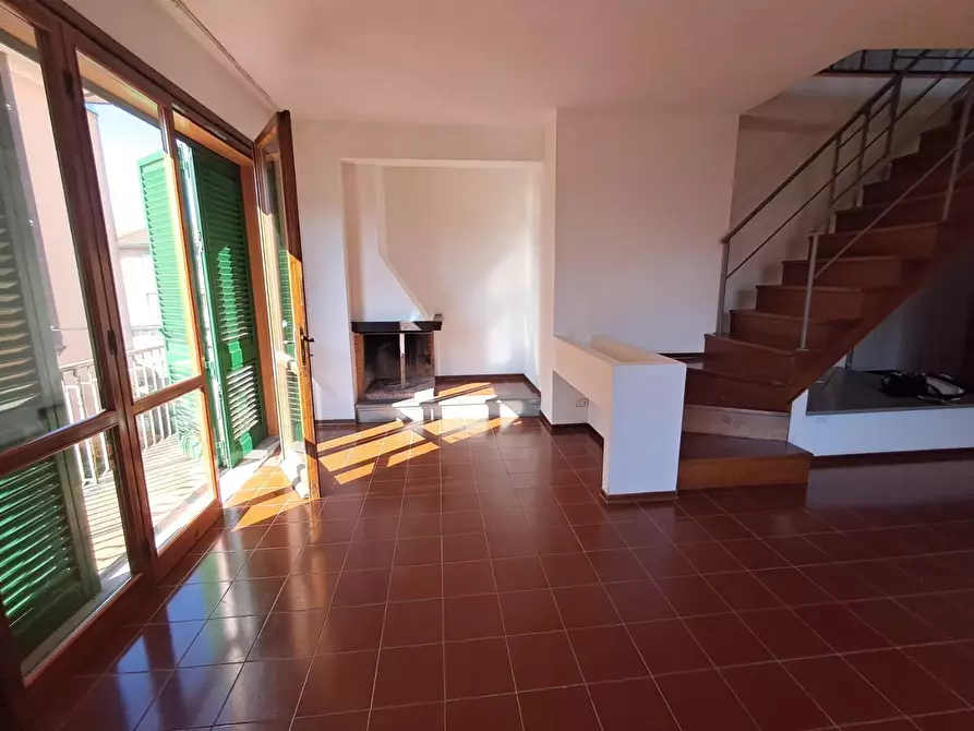 Immagine 10 di Mansarda in vendita  a Ponsacco