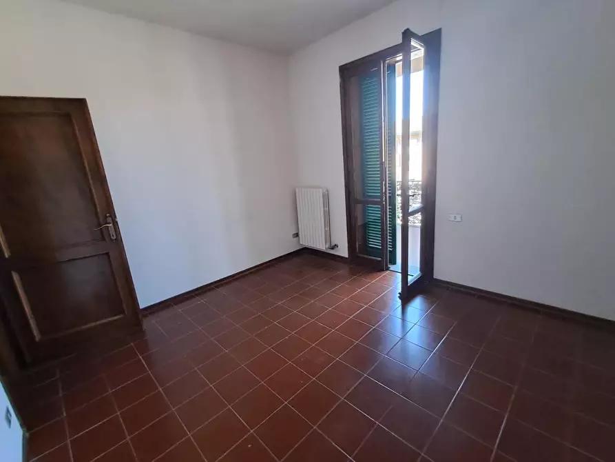 Immagine 34 di Mansarda in vendita  a Ponsacco