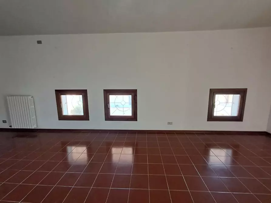 Immagine 31 di Mansarda in vendita  a Ponsacco