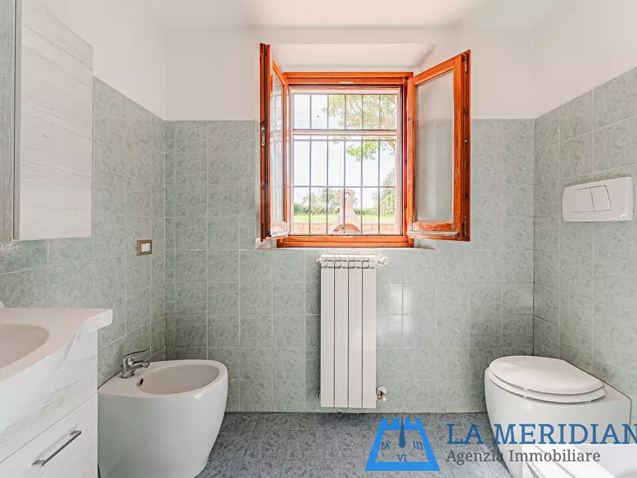 Immagine 9 di Casa indipendente in vendita  a Lamporecchio