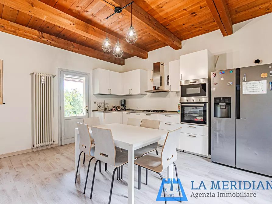 Immagine 3 di Casa indipendente in vendita  a Lamporecchio