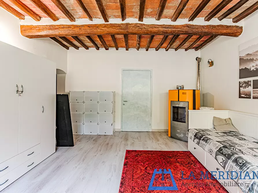 Immagine 12 di Casa indipendente in vendita  a Lamporecchio