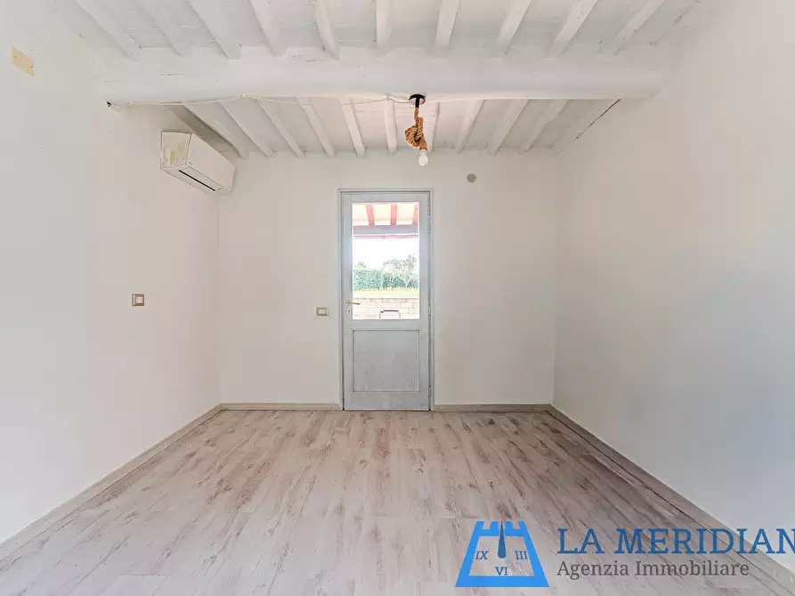 Immagine 7 di Casa indipendente in vendita  a Lamporecchio