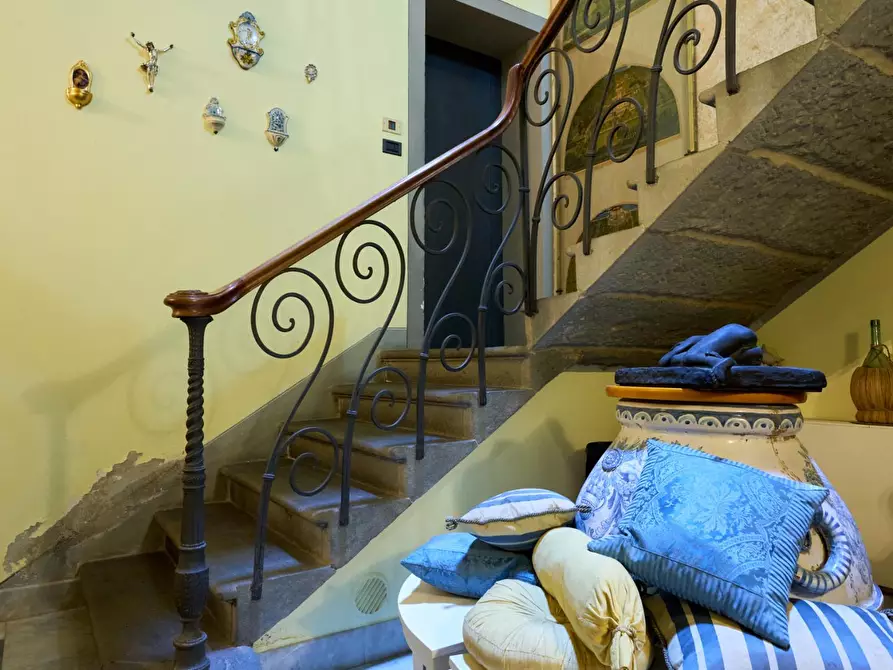 Immagine 2 di Immobile di prestigio in vendita  a Empoli