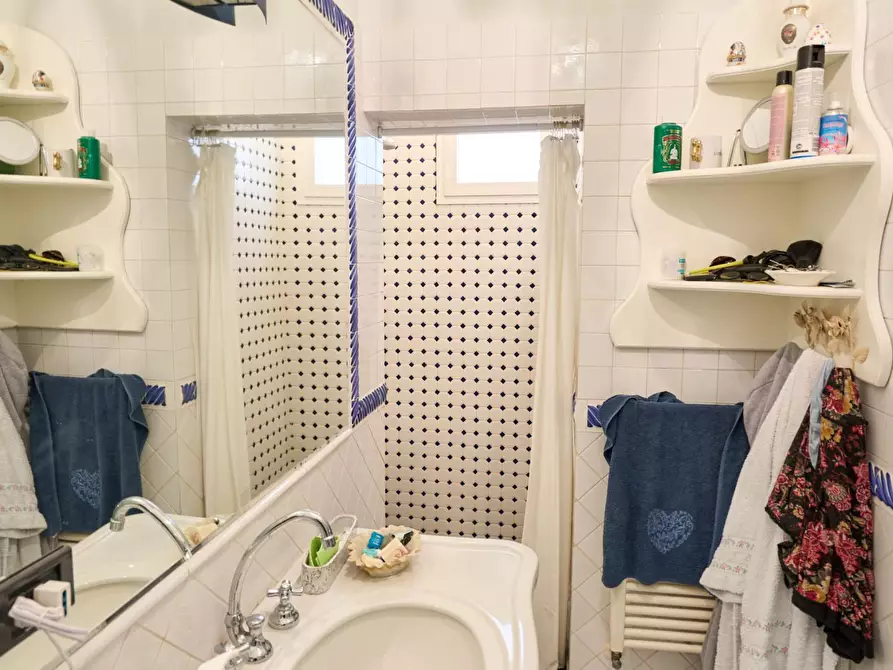 Immagine 13 di Immobile di prestigio in vendita  a Empoli