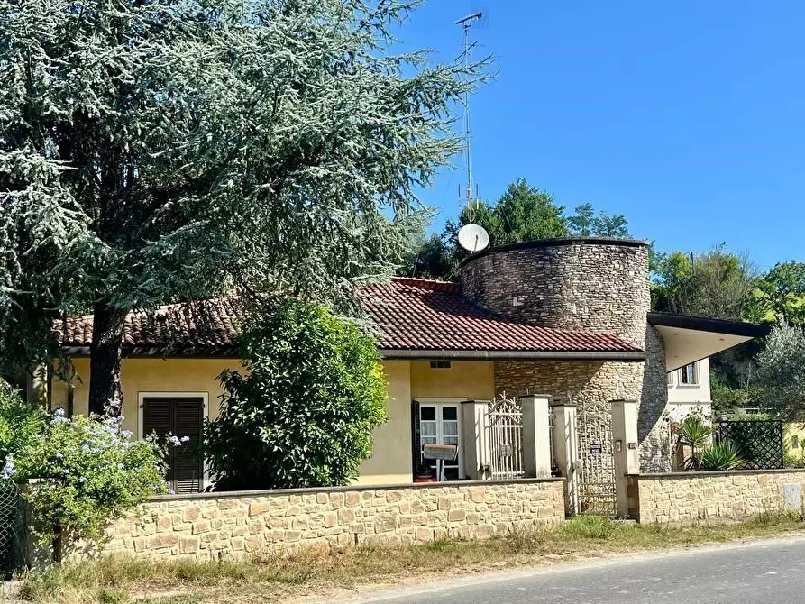 Immagine 37 di Villa in vendita  a Casciana Terme Lari