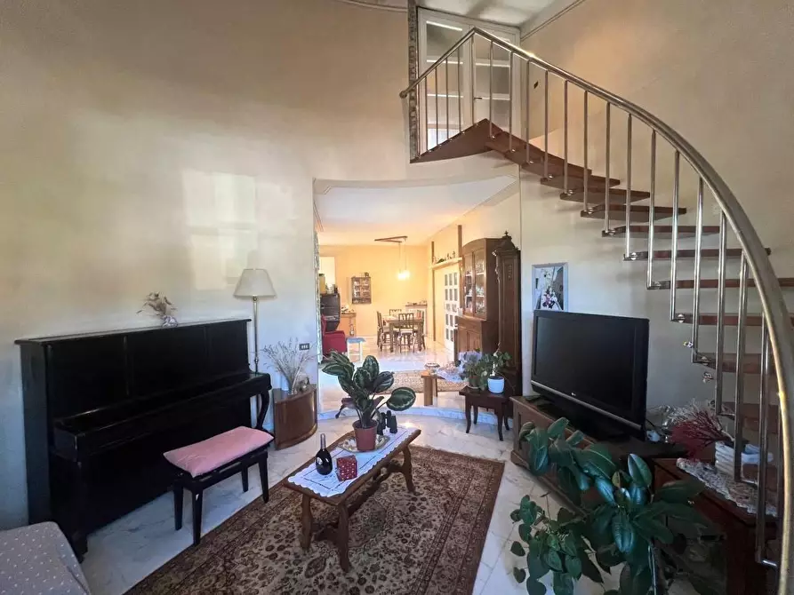 Immagine 8 di Villa in vendita  a Casciana Terme Lari