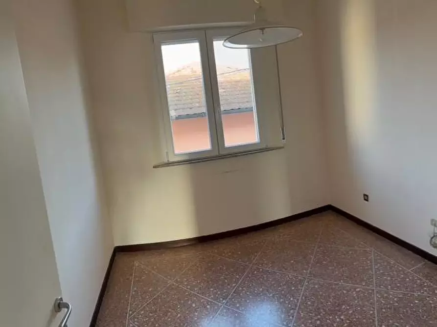 Immagine 9 di Appartamento in affitto  a Calcinaia