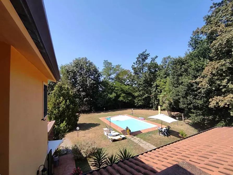 Immagine 26 di Villa in vendita  a Castelnuovo Magra