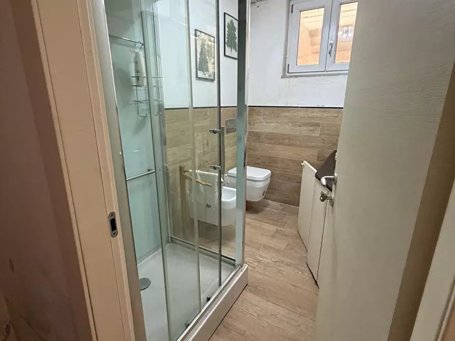 Immagine 5 di Villa in vendita  a Castelnuovo Magra