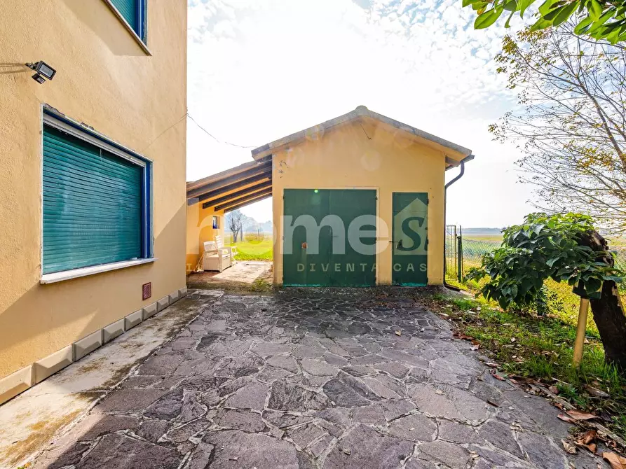 Immagine 55 di Appartamento in vendita  a Molinella