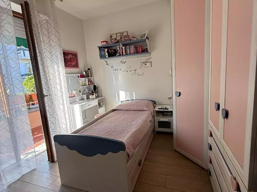 Immagine 43 di Appartamento in vendita  a Massa