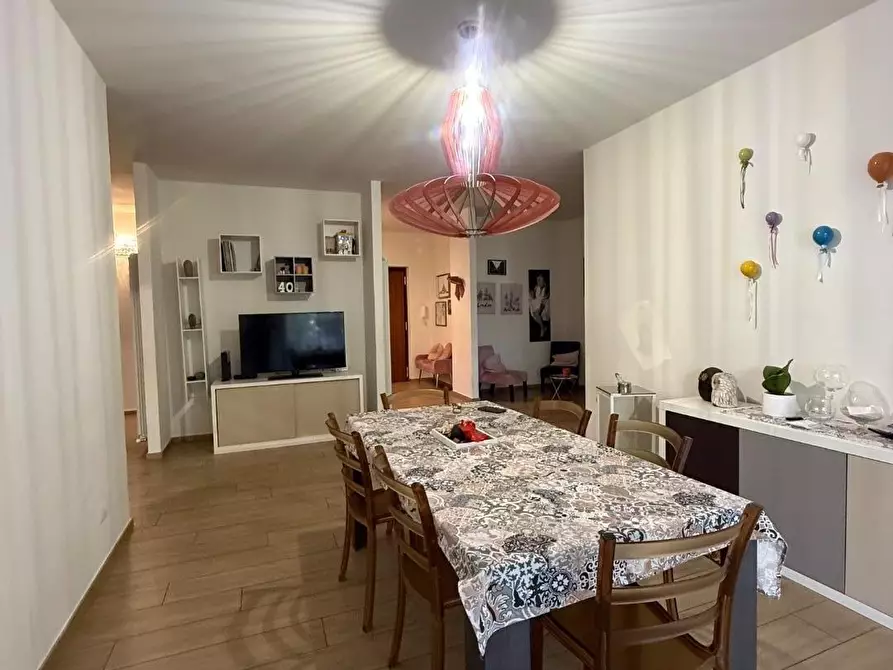 Immagine 27 di Appartamento in vendita  a Massa