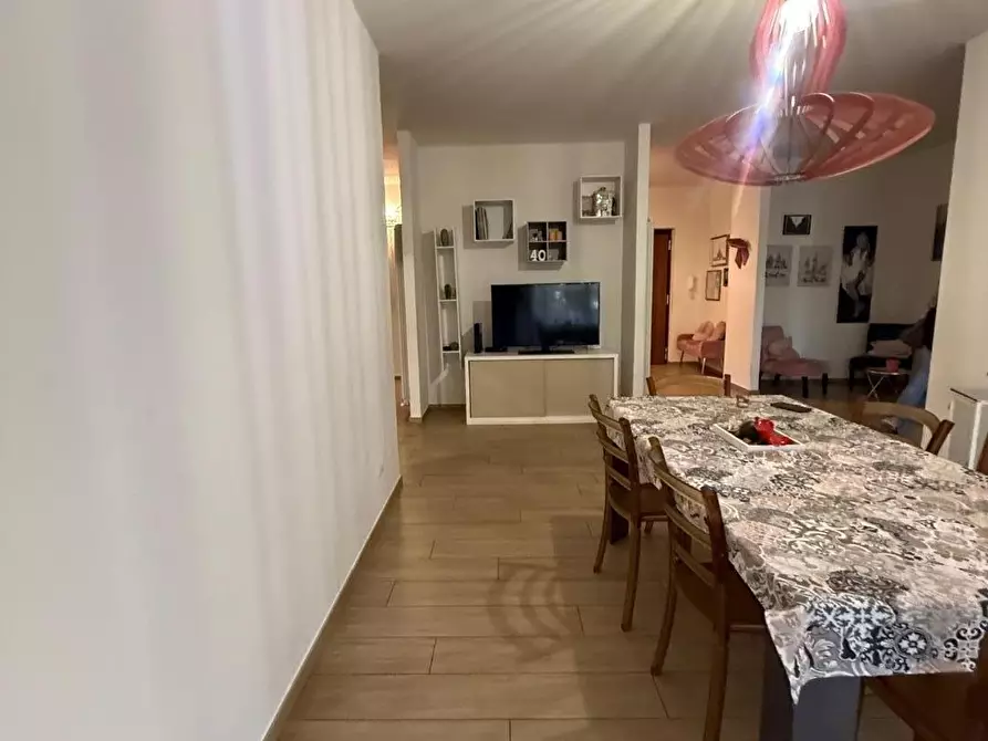 Immagine 26 di Appartamento in vendita  a Massa