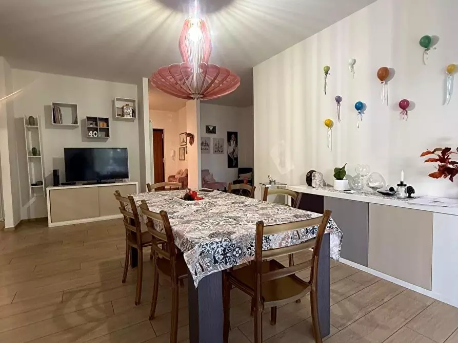 Immagine 28 di Appartamento in vendita  a Massa