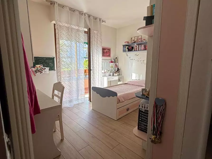 Immagine 41 di Appartamento in vendita  a Massa