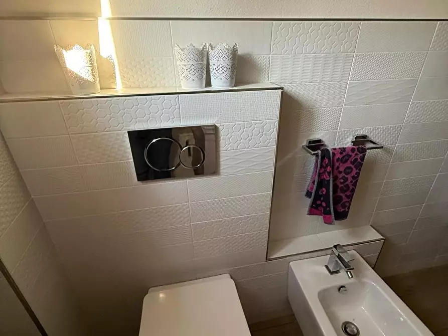 Immagine 49 di Appartamento in vendita  a Massa