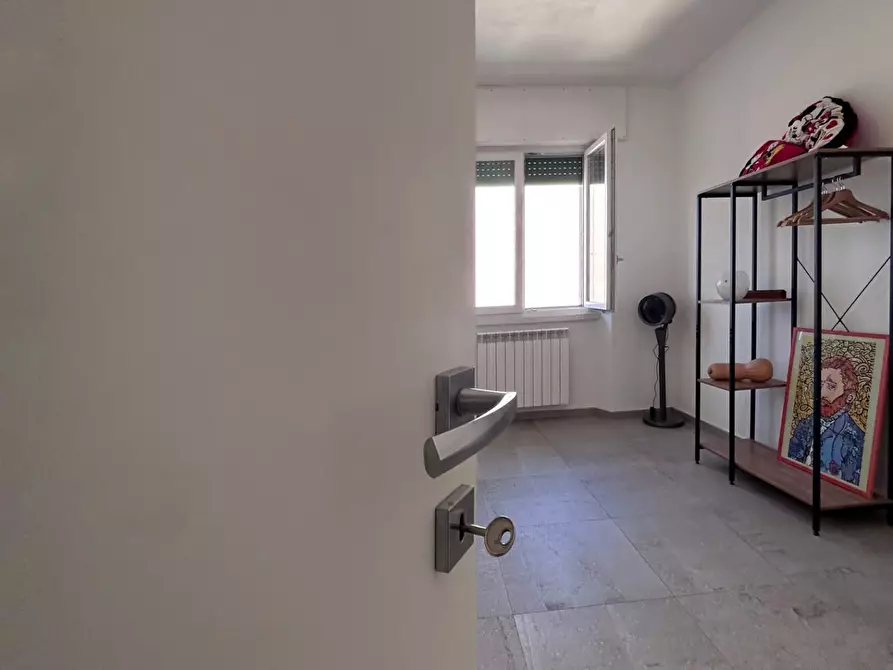 Immagine 12 di Appartamento in vendita  a Livorno